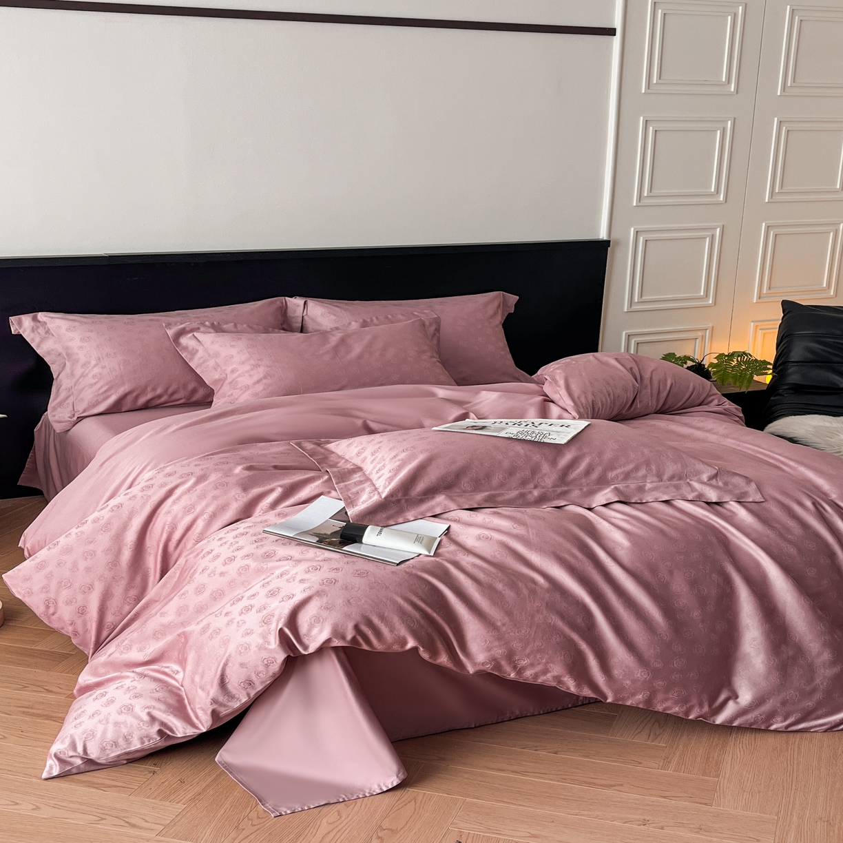 91家纺网 家纺一手货源 找家纺 群鹿家访 25年新款长绒棉简约款四件套 繁花