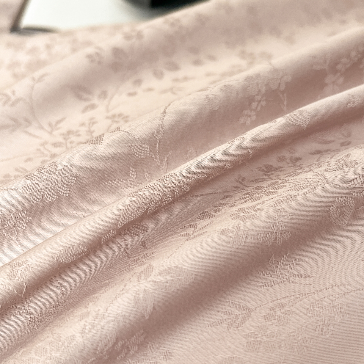 91家纺网 家纺一手货源 找家纺 群鹿家访 25年新款长绒棉简约款四件套 花容