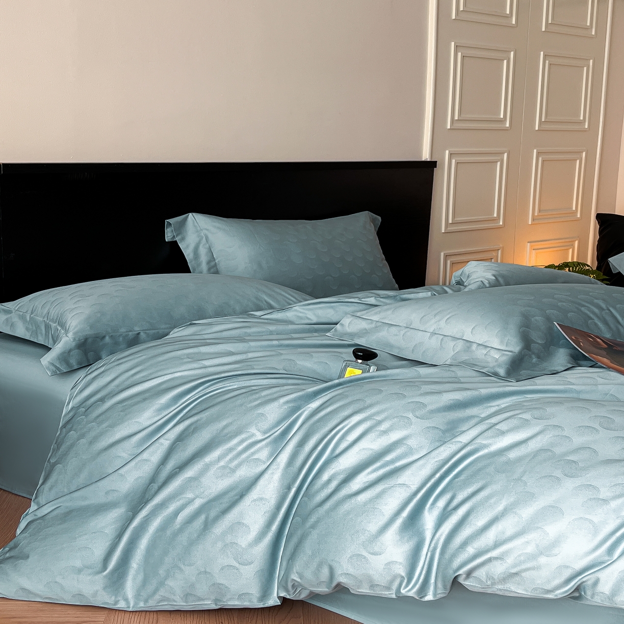 91家纺网 家纺一手货源 找家纺 群鹿家访 25年新款长绒棉简约款四件套 欢乐颂