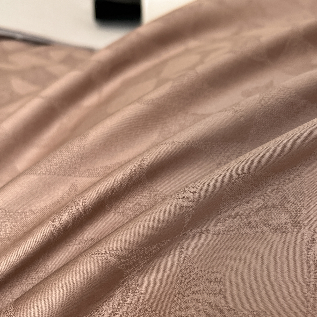 91家纺网 家纺一手货源 找家纺 群鹿家访 25年新款长绒棉简约款四件套 卡曼