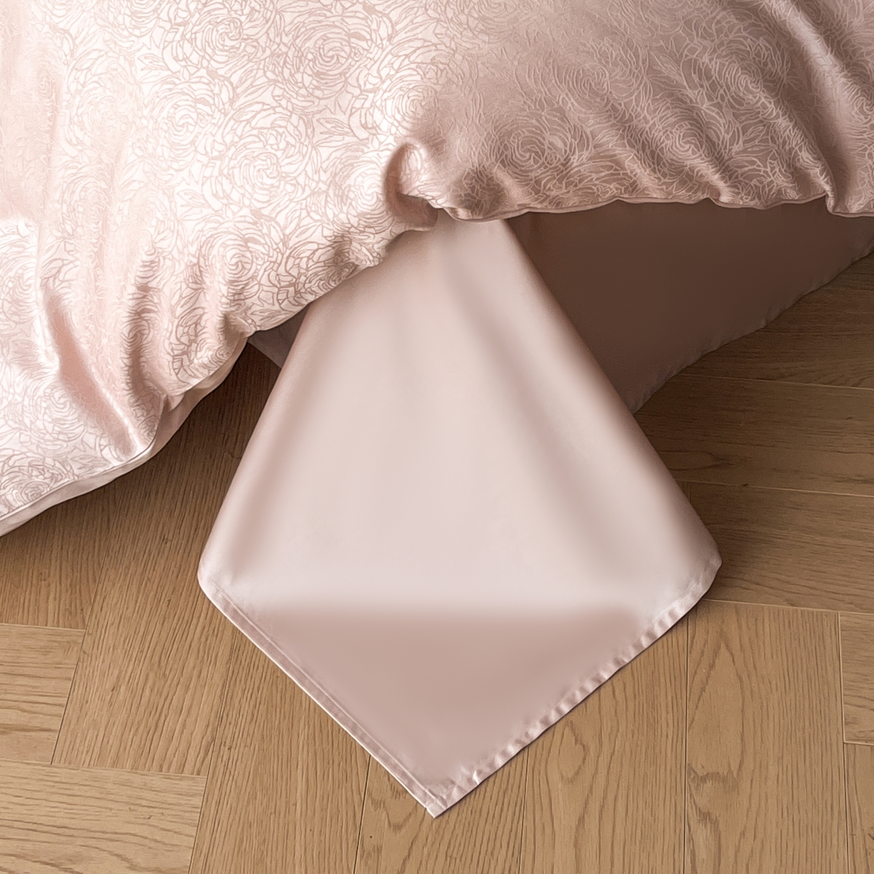 91家纺网 家纺一手货源 找家纺 群鹿家访 25年新款长绒棉简约款四件套 曼塔