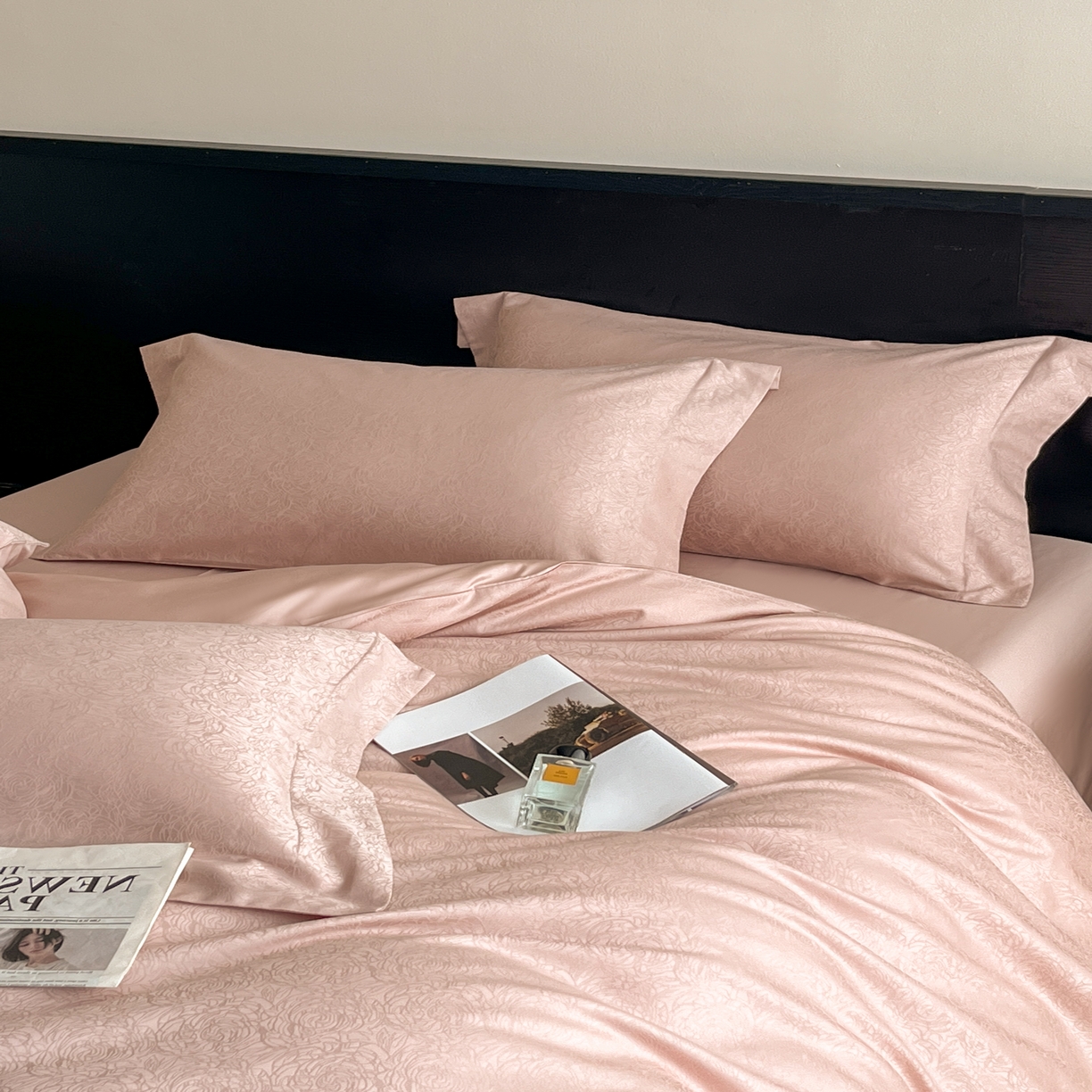 91家纺网 家纺一手货源 找家纺 群鹿家访 25年新款长绒棉简约款四件套 曼塔