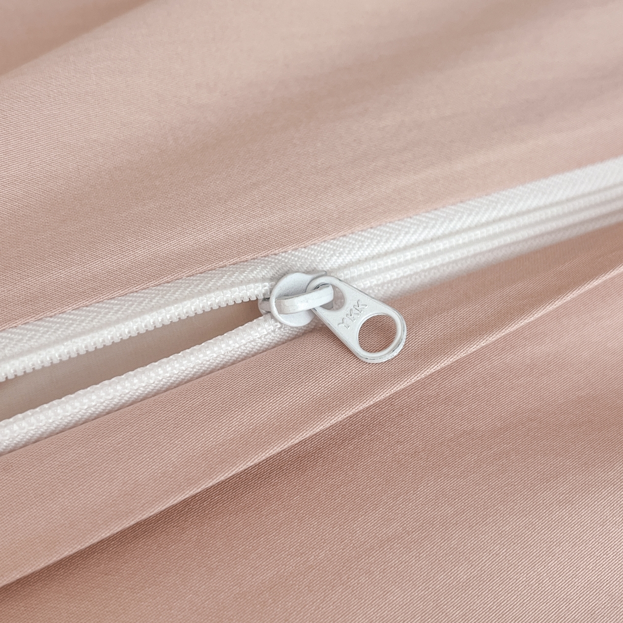 91家纺网 家纺一手货源 找家纺 群鹿家访 25年新款长绒棉简约款四件套 曼塔