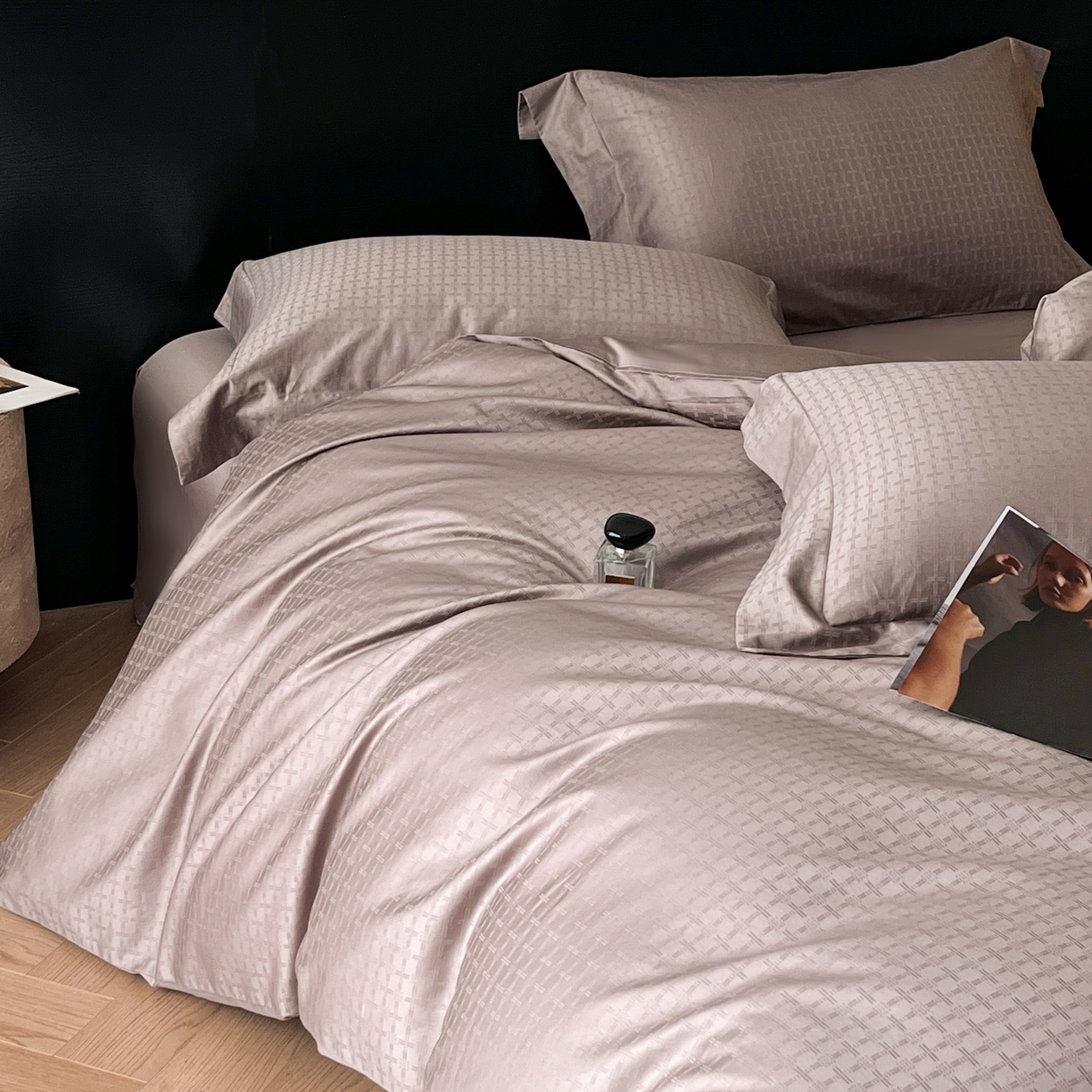 91家纺网 家纺一手货源 找家纺 群鹿家访 25年新款长绒棉简约款四件套 米娅