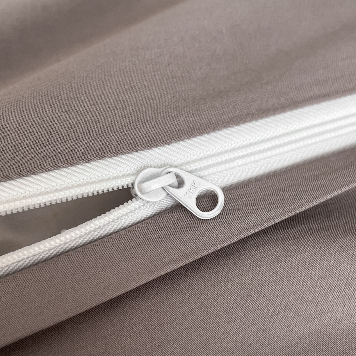 91家纺网 家纺一手货源 找家纺 群鹿家访 25年新款长绒棉简约款四件套 米娅