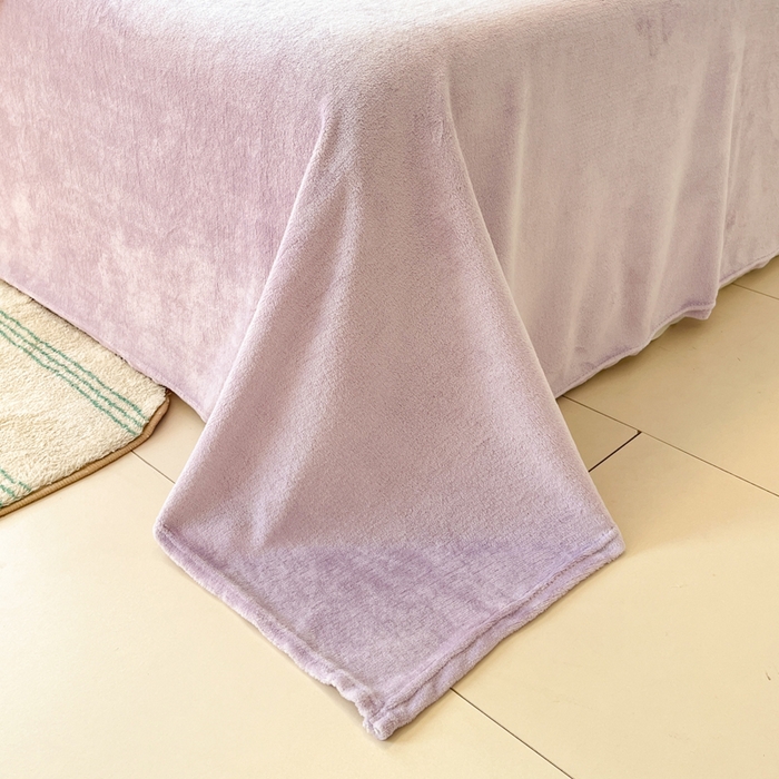 91家纺网 家纺一手货源 找家纺 寐居家纺 2025新款印花牛奶绒四件套 春日女孩