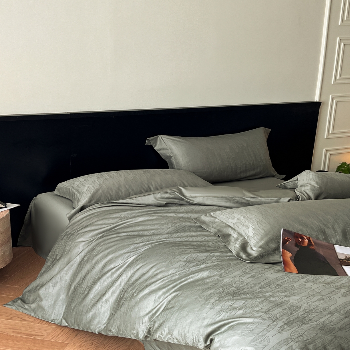 91家纺网 家纺一手货源 找家纺 群鹿家访 25年新款长绒棉简约款四件套 柔梦