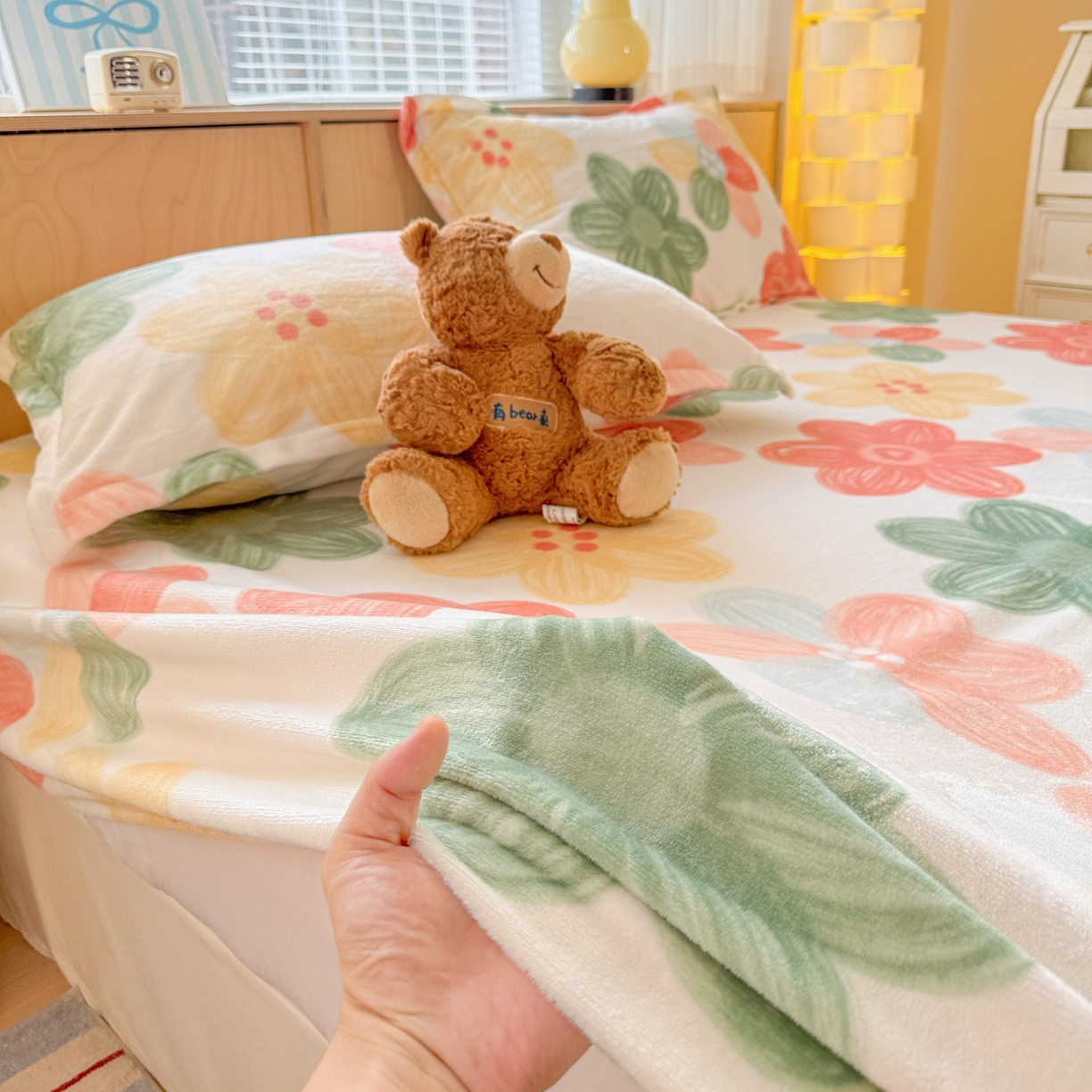 91家纺网 家纺一手货源 找家纺 名兮家居 2025新款高克重印花牛奶绒单床笠床笠单件 倾城