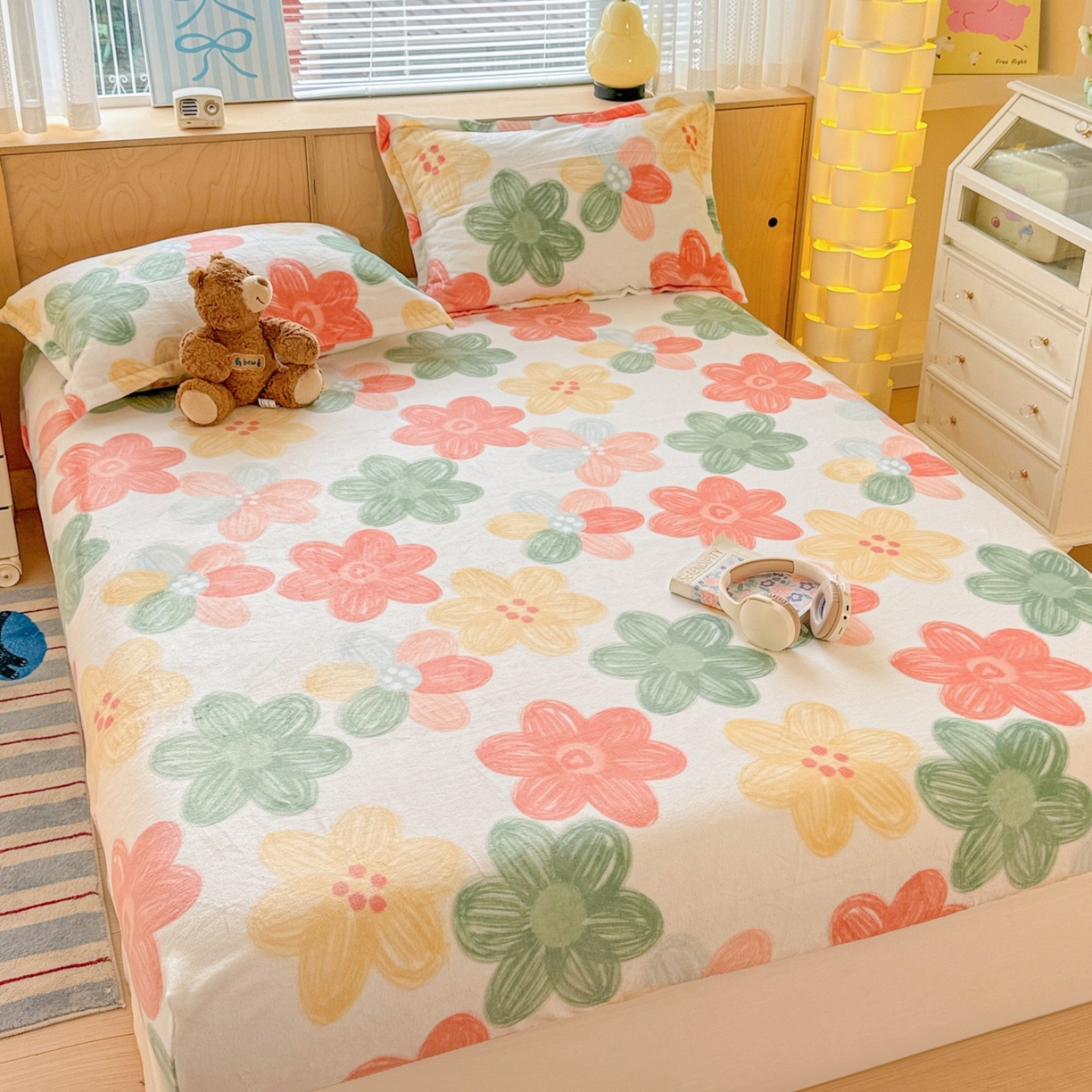 91家纺网 家纺一手货源 找家纺 名兮家居 2025新款高克重印花牛奶绒单床笠床笠单件 倾城