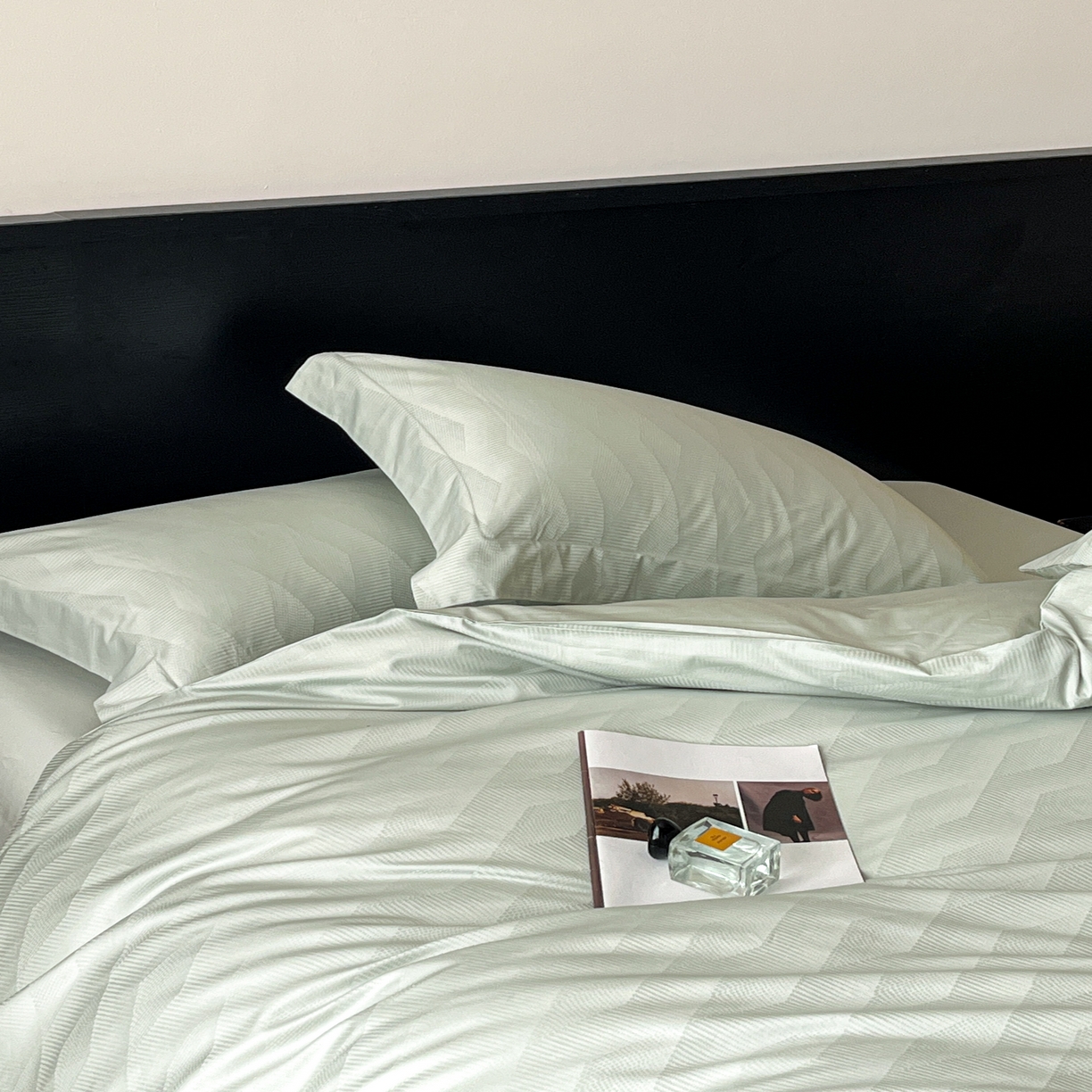 91家纺网 家纺一手货源 找家纺 群鹿家访 25年新款长绒棉简约款四件套 时空