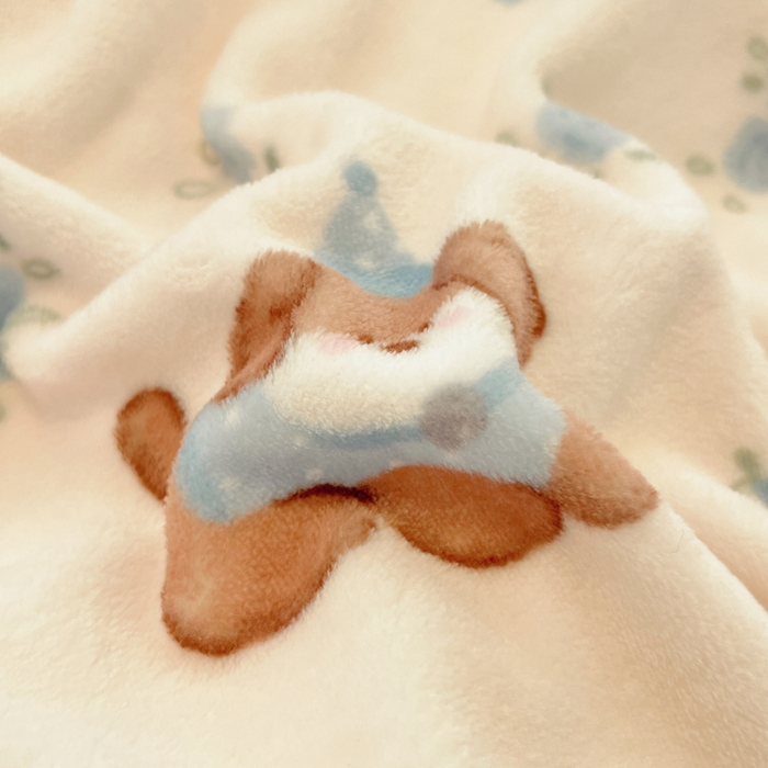 91家纺网 家纺一手货源 找家纺 寐居家纺 2025新款印花牛奶绒四件套 花田小狗