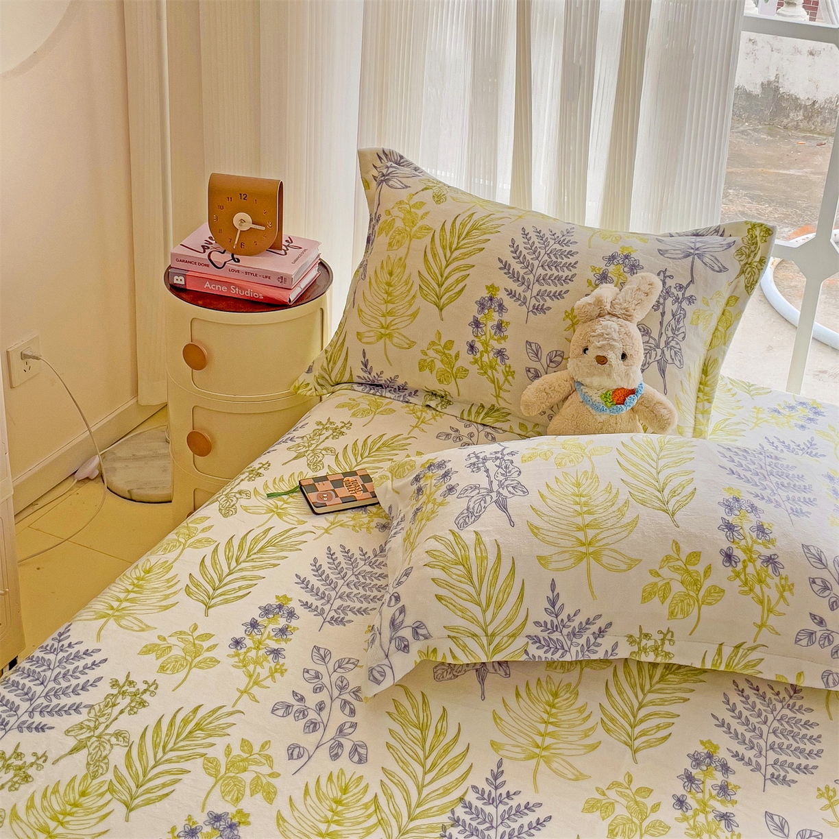 91家纺网 家纺一手货源 找家纺 名兮家居 2025新款高克重印花牛奶绒单床笠床笠单件 清新物语