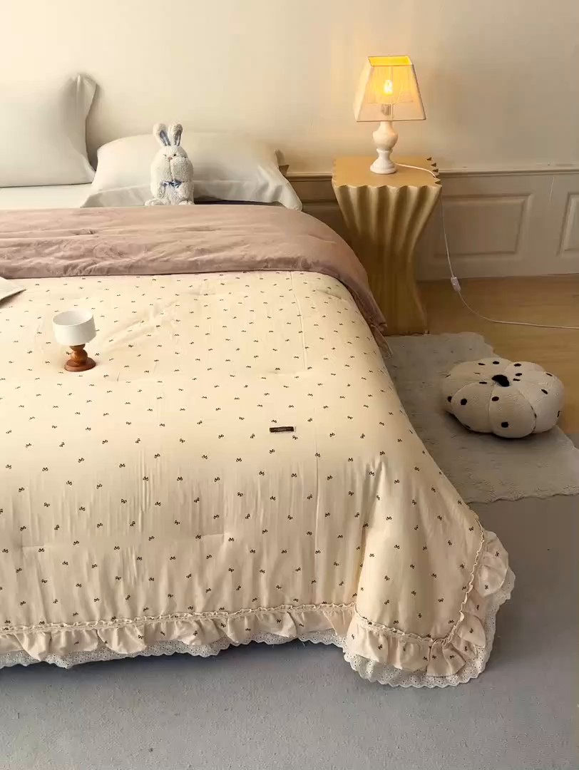 91家纺网 家纺一手货源 找家纺 （总）优希家纺 2025新款秘境花园春秋被被子被芯