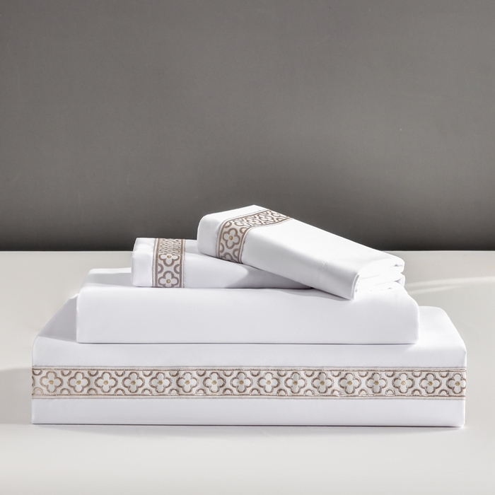 91家纺网 家纺一手货源 找家纺 啊雅家居 2026新款加厚磨毛织带绑带款民宿四件套 宽织带绑带款