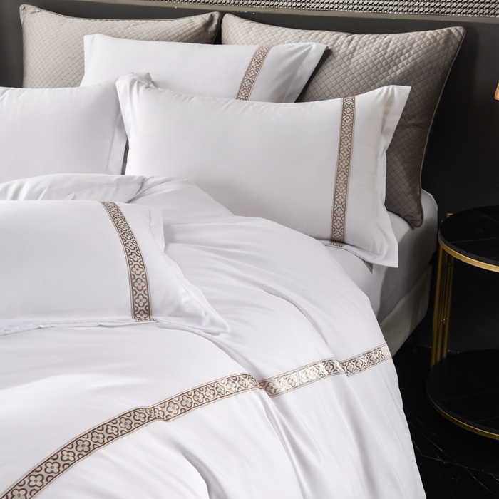 91家纺网 家纺一手货源 找家纺 啊雅家居 2026新款加厚磨毛织带绑带款民宿四件套 宽织带绑带款