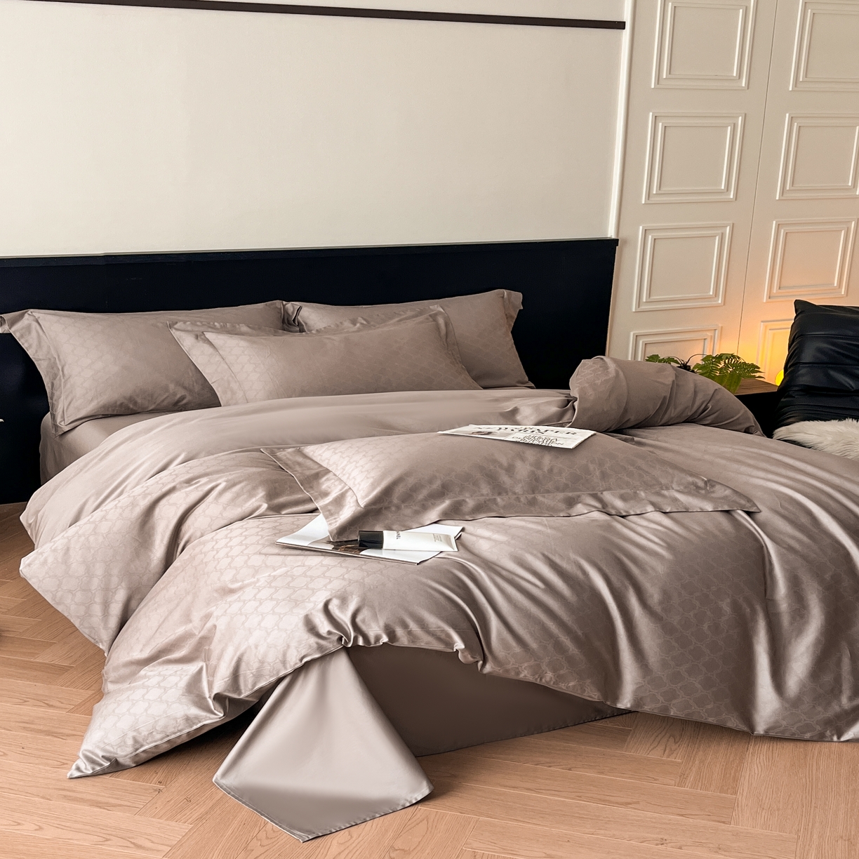 91家纺网 家纺一手货源 找家纺 群鹿家访 25年新款长绒棉简约款四件套 艺维