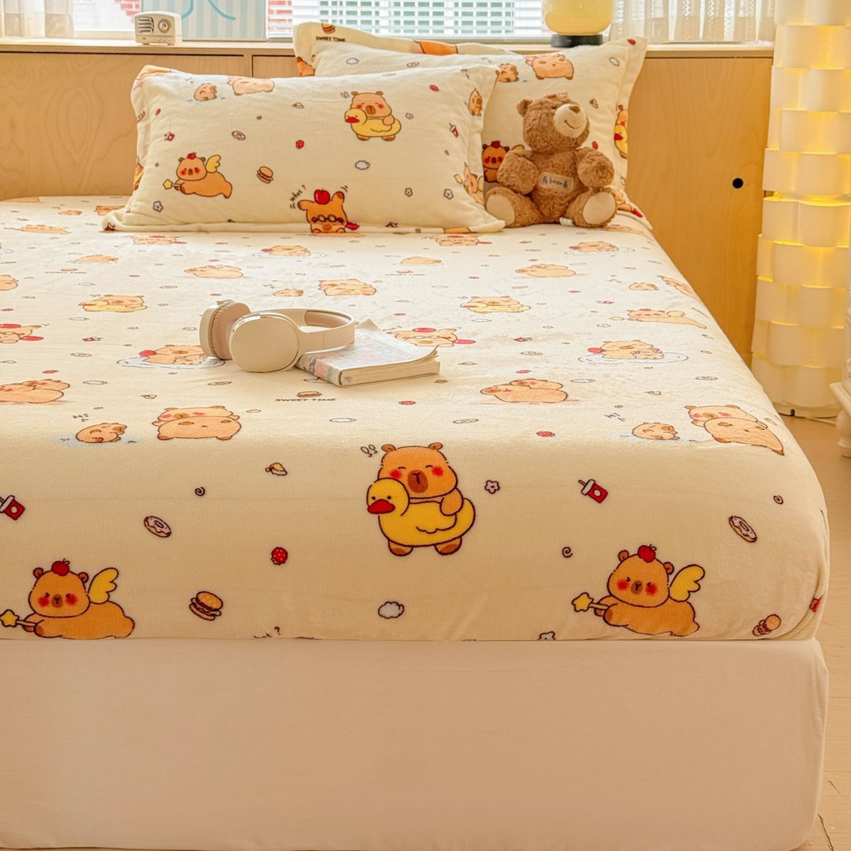 91家纺网 家纺一手货源 找家纺 名兮家居 2025新款高克重印花牛奶绒单床笠床笠单件 贪吃巴拉