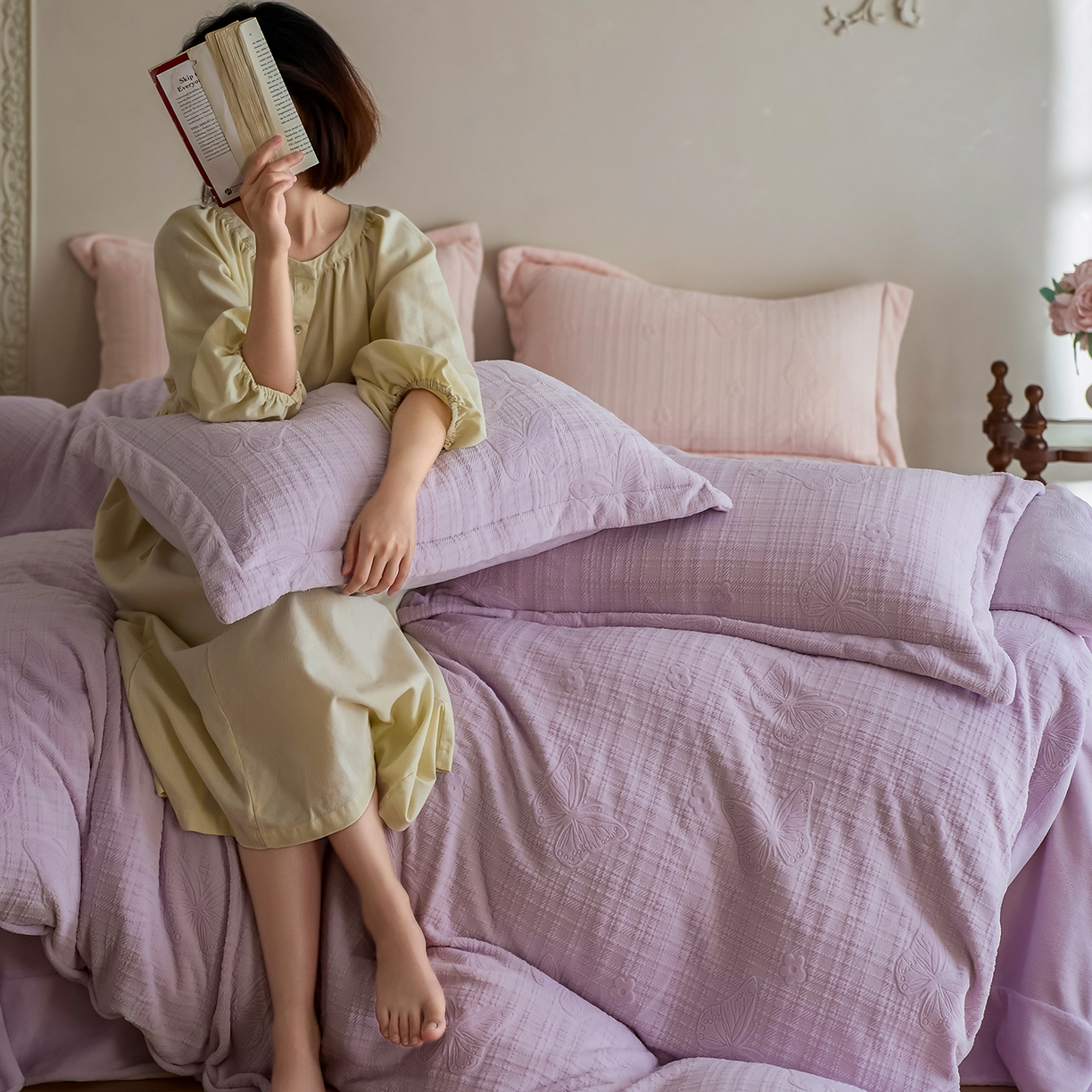 91家纺网 家纺一手货源 找家纺 （总）亿梵家居 2025秋冬新款A类全消光牛奶绒立体5D雕花绒四件套-风格一 （提供买家秀）