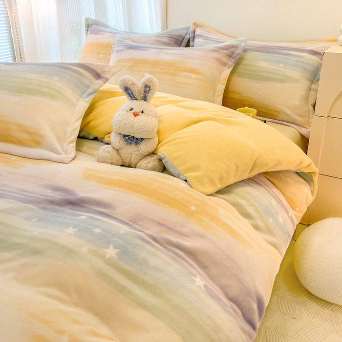 91家纺网 家纺一手货源 找家纺 寐居家纺 2025新款印花牛奶绒四件套 七彩流星