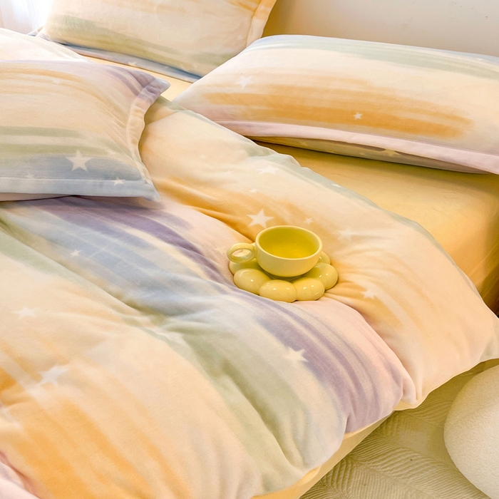 91家纺网 家纺一手货源 找家纺 寐居家纺 2025新款印花牛奶绒四件套 七彩流星