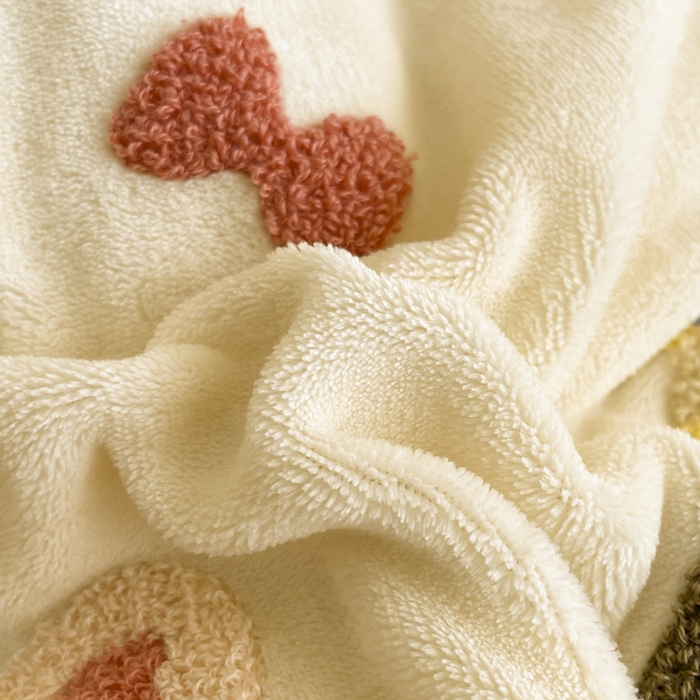 91家纺网 家纺一手货源 找家纺 （总）寐居家纺 2025新款牛奶绒大版毛巾绣床单款四件套