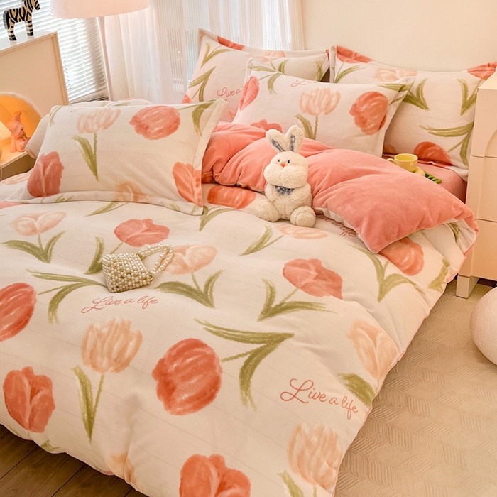 91家纺网 家纺一手货源 找家纺 寐居家纺 2025新款印花牛奶绒四件套 沁香花