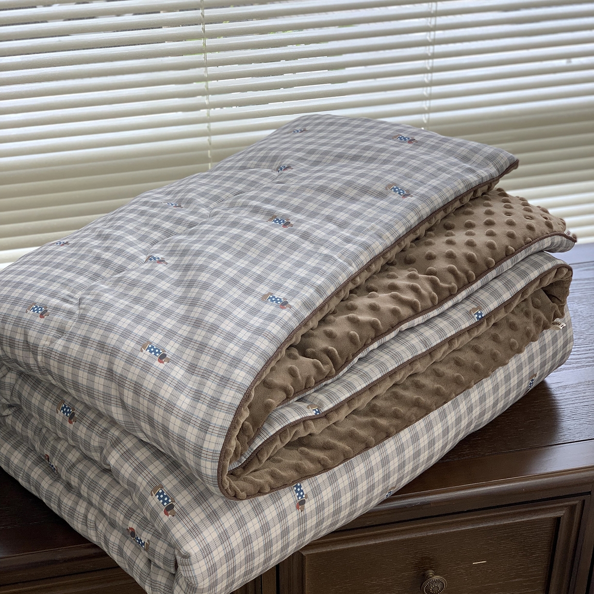 91家纺网 家纺一手货源 找家纺 源启生活 2025新款全棉双层纱豆豆被被子被芯 乐野