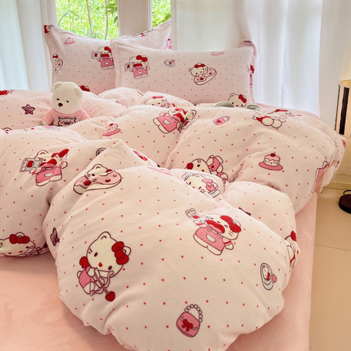 91家纺网 家纺一手货源 找家纺 寐居家纺 2025新款印花牛奶绒四件套 甜心粉粉猫