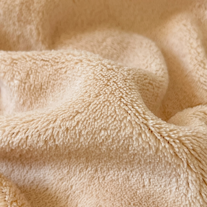 91家纺网 家纺一手货源 找家纺 寐居家纺 2025新款牛奶绒大版毛巾绣床单款四件套 蜂蜜小熊