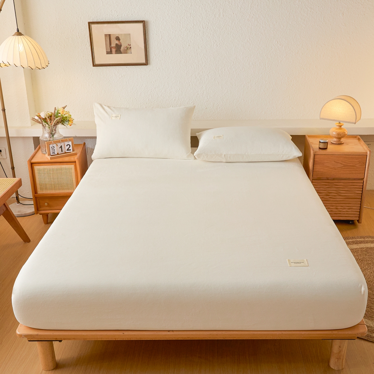 91家纺网 家纺一手货源 找家纺 衿成家纺 2025新款牛奶绒单床笠床笠单件系列 奶油白