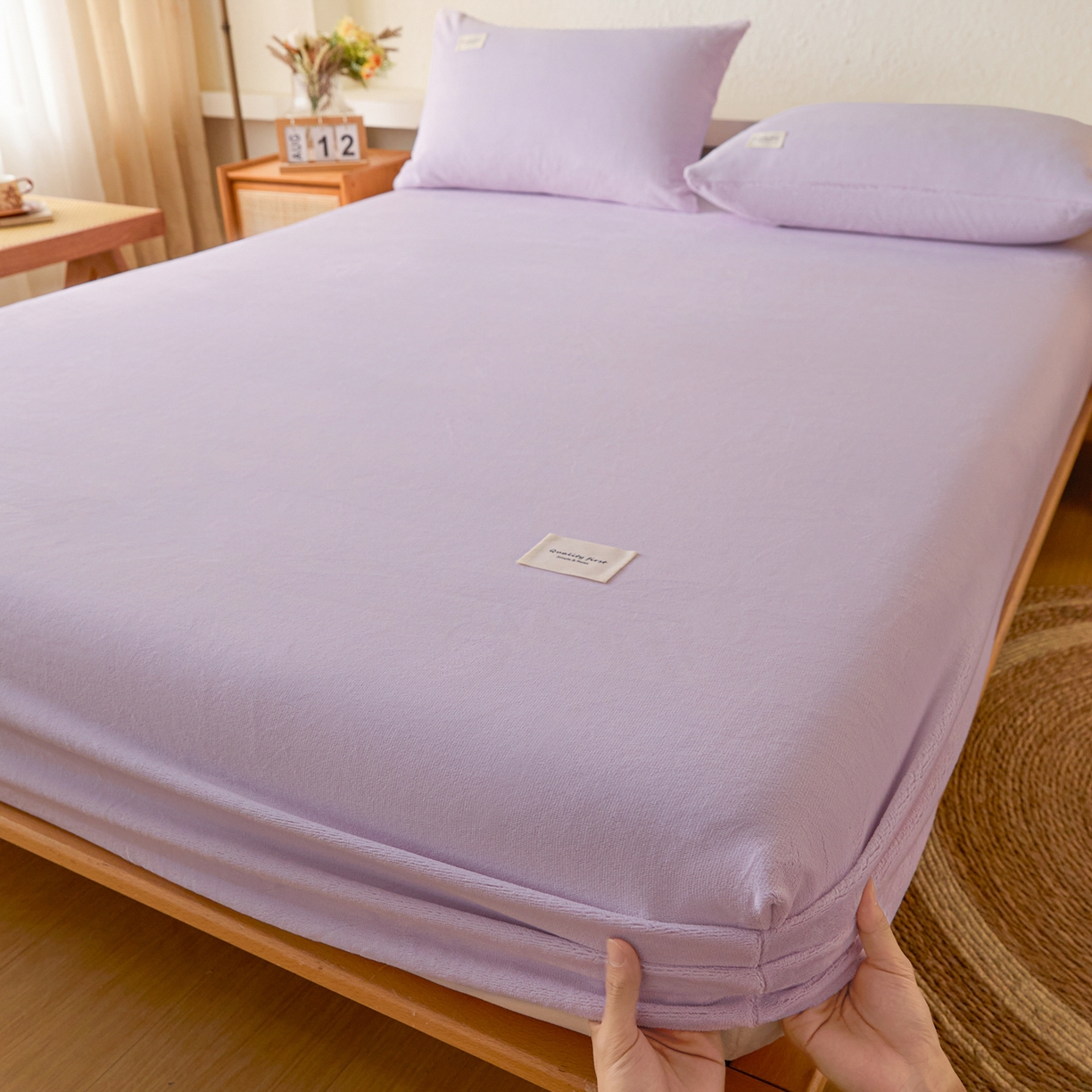 91家纺网 家纺一手货源 找家纺 衿成家纺 2025新款牛奶绒单床笠床笠单件系列 浅紫