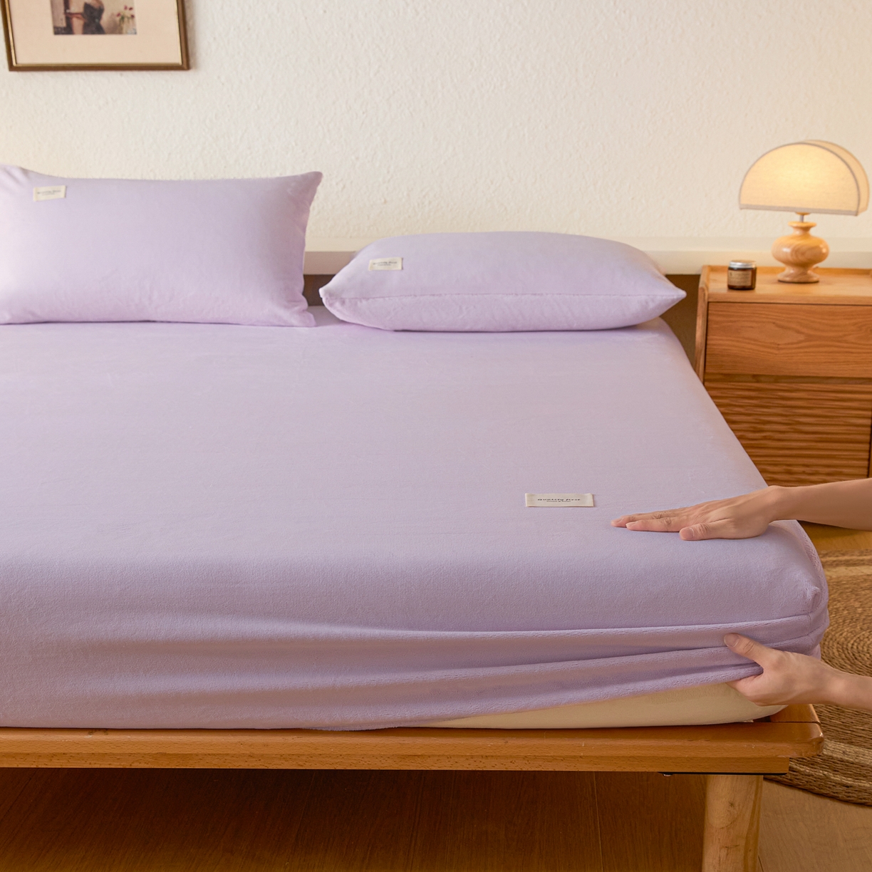 91家纺网 家纺一手货源 找家纺 衿成家纺 2025新款牛奶绒单床笠床笠单件系列 浅紫