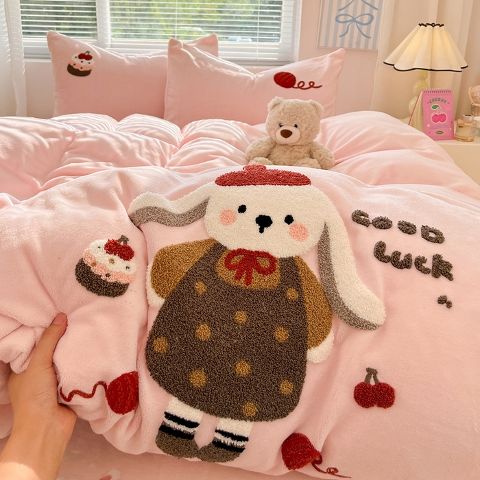 寐居家纺 2025新款牛奶绒大版毛巾绣床单款四件套 好运兔