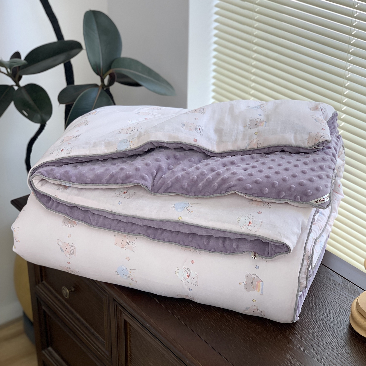 91家纺网 家纺一手货源 找家纺 源启生活 2025新款全棉双层纱豆豆被被子被芯 玛卡巴卡