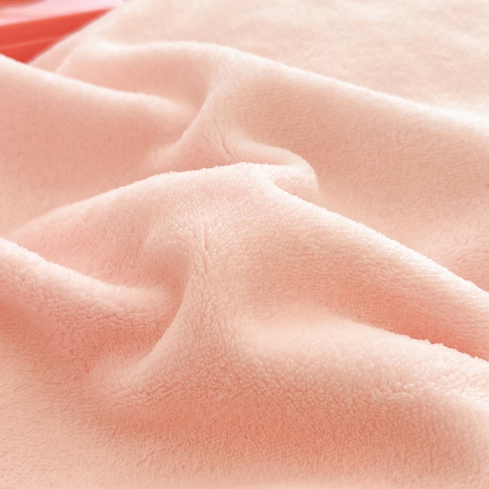 91家纺网 家纺一手货源 找家纺 寐居家纺 2025新款牛奶绒大版毛巾绣床单款四件套 好运兔