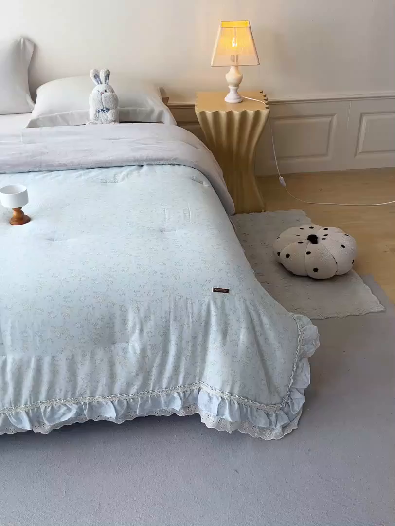 91家纺网 家纺一手货源 找家纺 优希家纺 2025新款秘境花园春秋被被子被芯 浅茉漫语