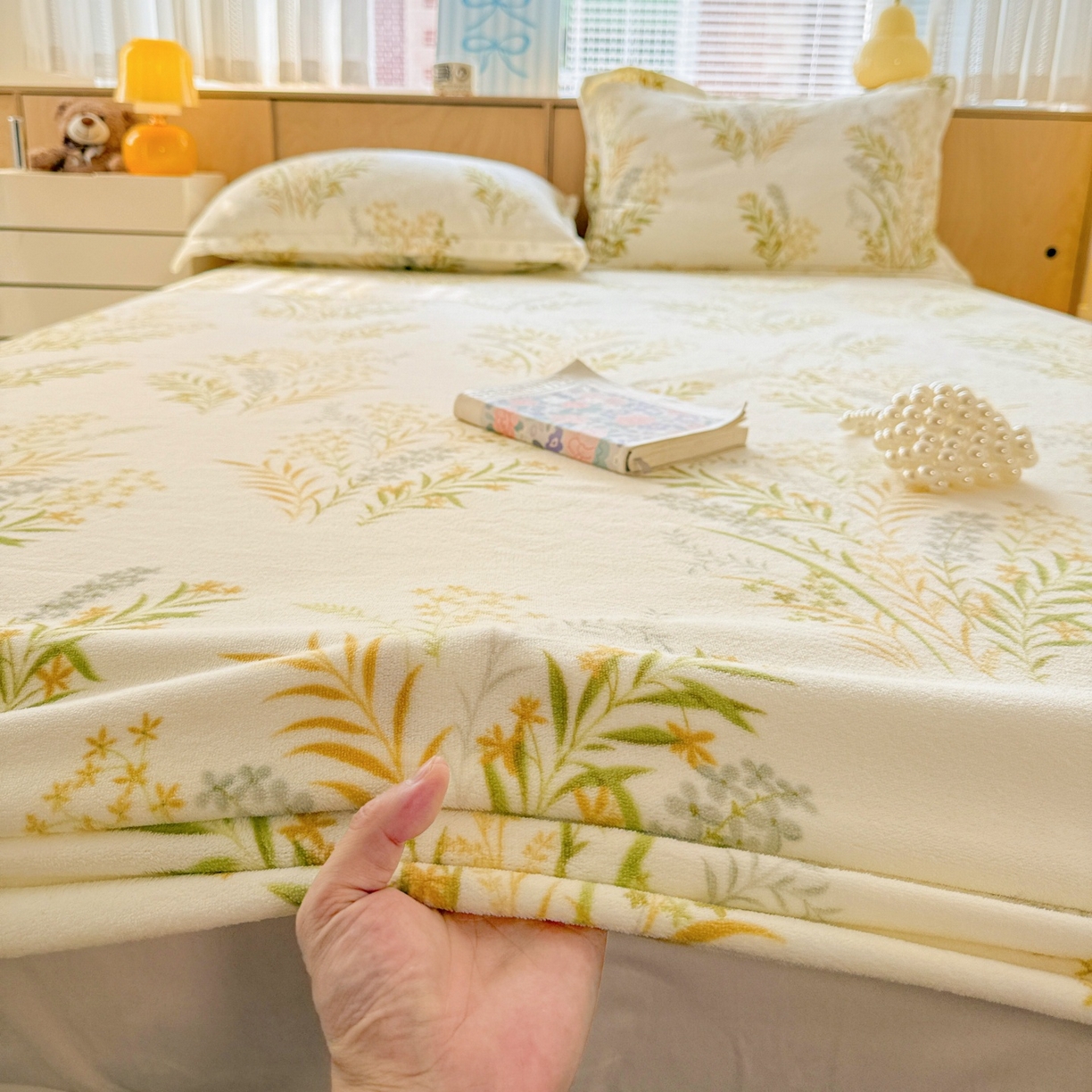 91家纺网 家纺一手货源 找家纺 名兮家居 2025新款高克重印花牛奶绒单床笠床笠单件 仙草