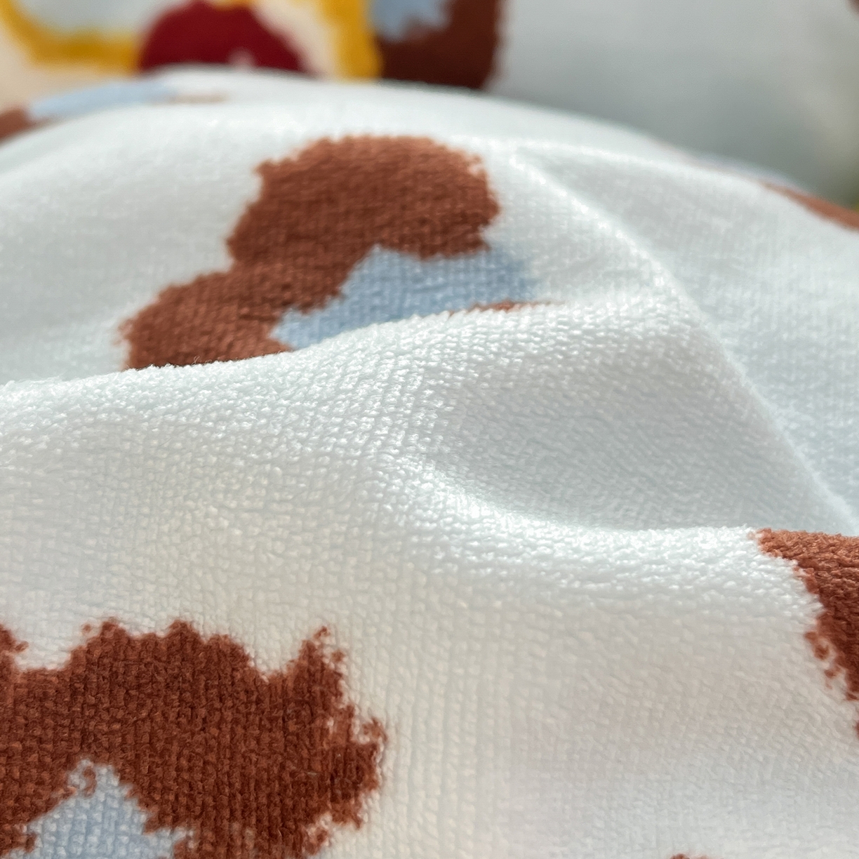 91家纺网 家纺一手货源 找家纺 寐居家纺 2025新款A类牛奶绒床盖款四件套 豹纹kt喵