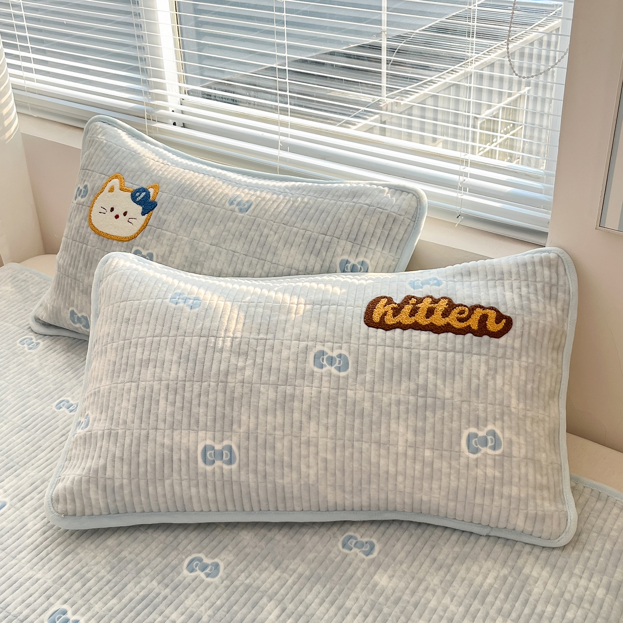 91家纺网 家纺一手货源 找家纺 寐居家纺 2025新款A类牛奶绒床盖款四件套 豹纹kt喵