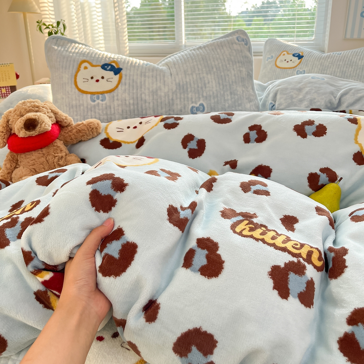 91家纺网 家纺一手货源 找家纺 寐居家纺 2025新款A类牛奶绒床盖款四件套 豹纹kt喵