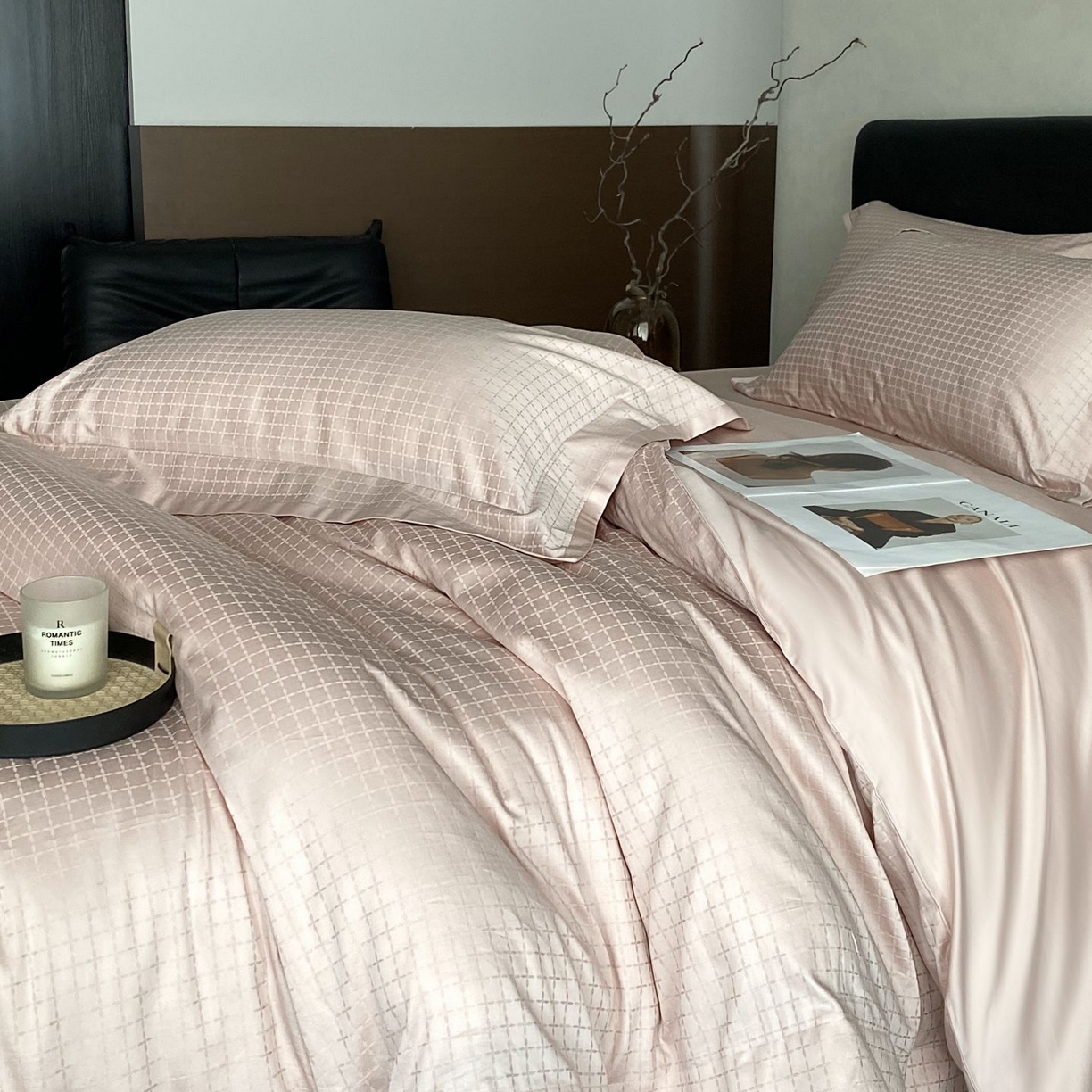 91家纺网 家纺一手货源 找家纺 时亿家居 2025新款100支染色长绒棉提花四件套 蜜可