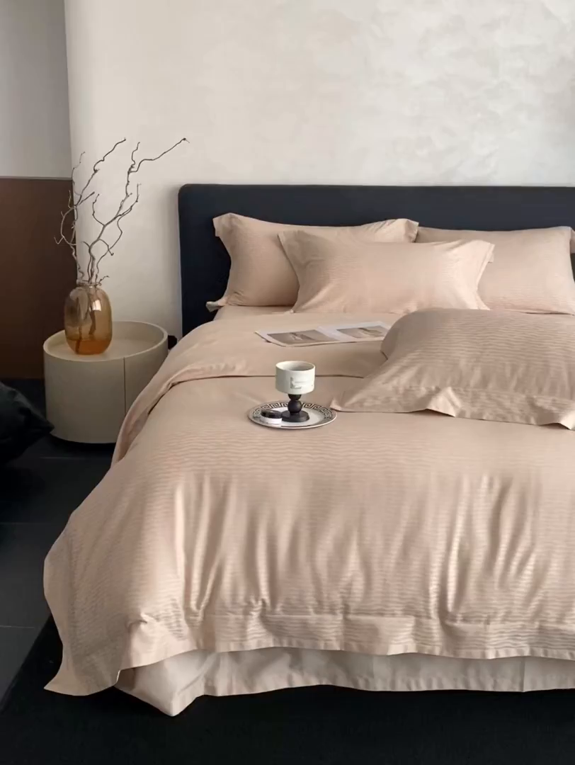 91家纺网 家纺一手货源 找家纺 时亿家居 2025新款100支染色长绒棉提花四件套 露丝