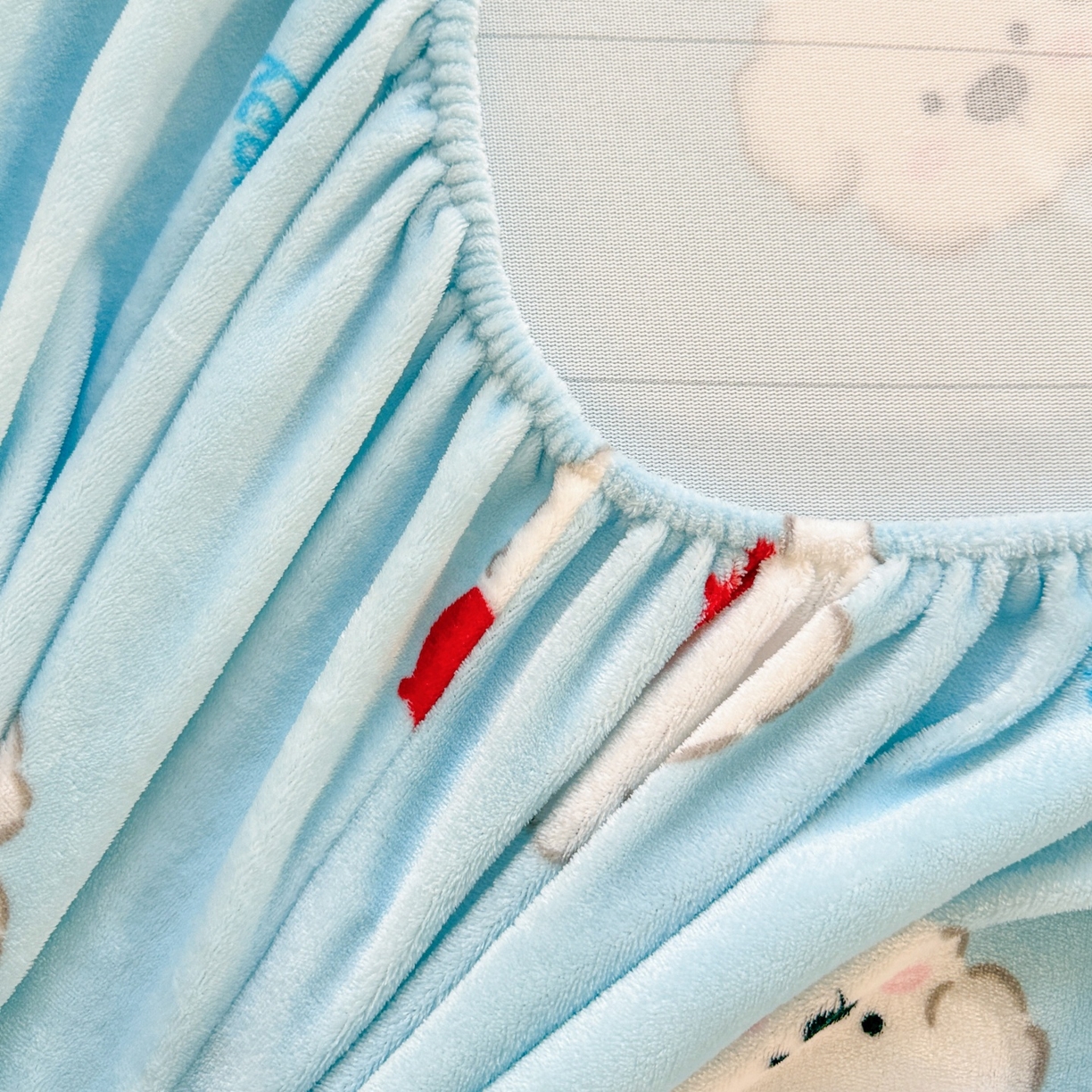 91家纺网 家纺一手货源 找家纺 名兮家居 2025新款高克重印花牛奶绒单床笠床笠单件 小红帽