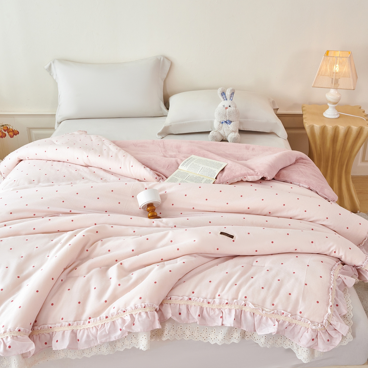 优希家纺 2025新款秘境花园春秋被被子被芯 小粉点