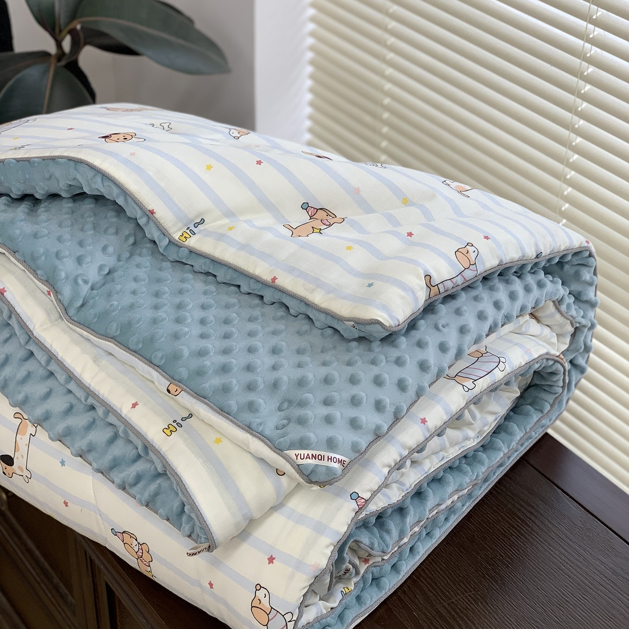 91家纺网 家纺一手货源 找家纺 源启生活 2025新款全棉双层纱豆豆被被子被芯 旺仔