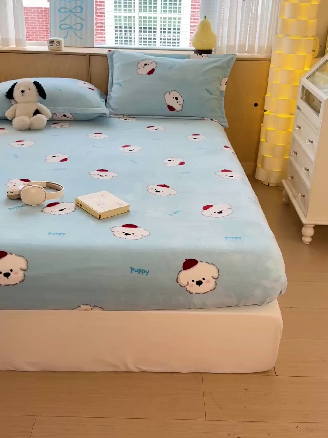 91家纺网 家纺一手货源 找家纺 名兮家居 2025新款高克重印花牛奶绒单床笠床笠单件 小红帽