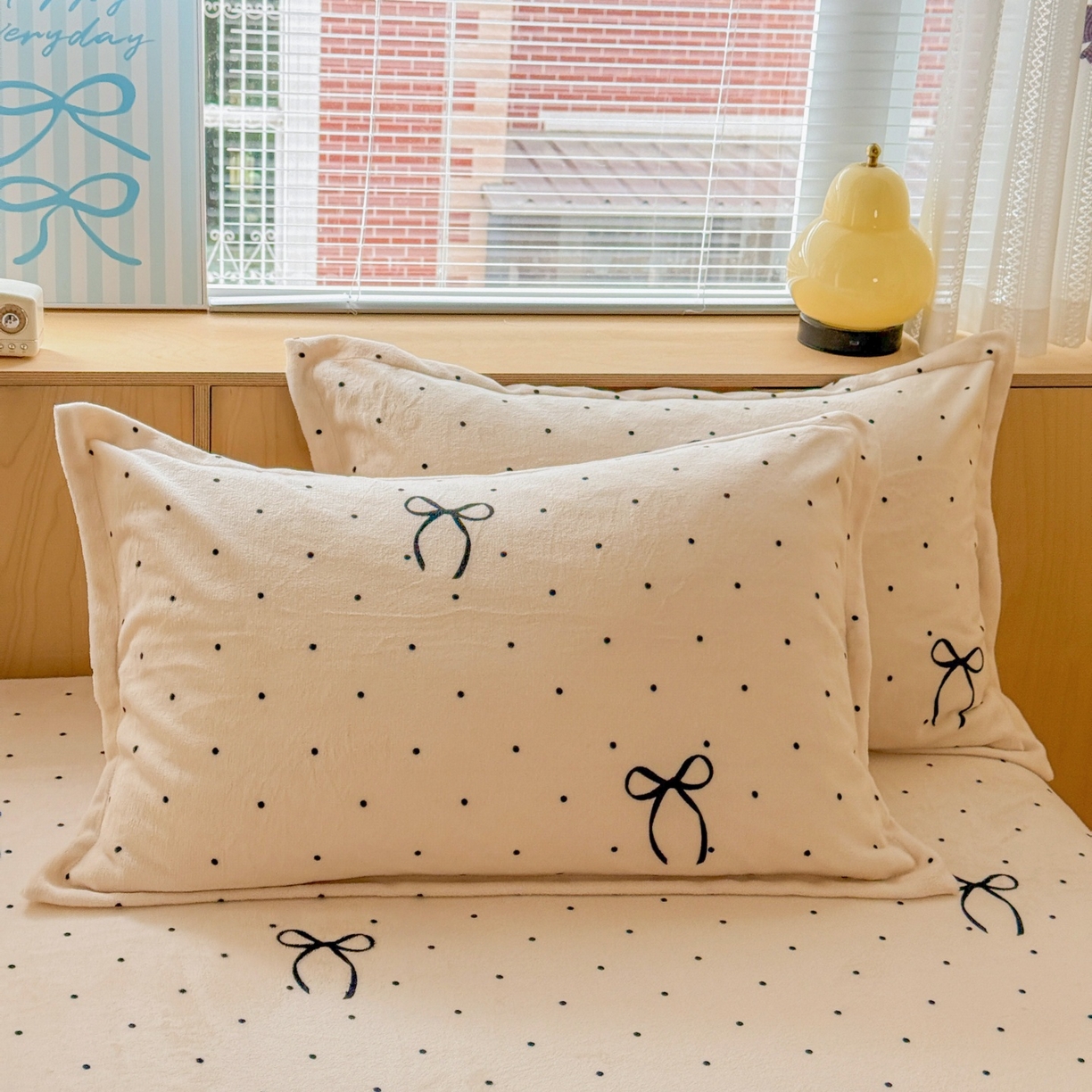 91家纺网 家纺一手货源 找家纺 名兮家居 2025新款高克重印花牛奶绒单床笠床笠单件 小确幸