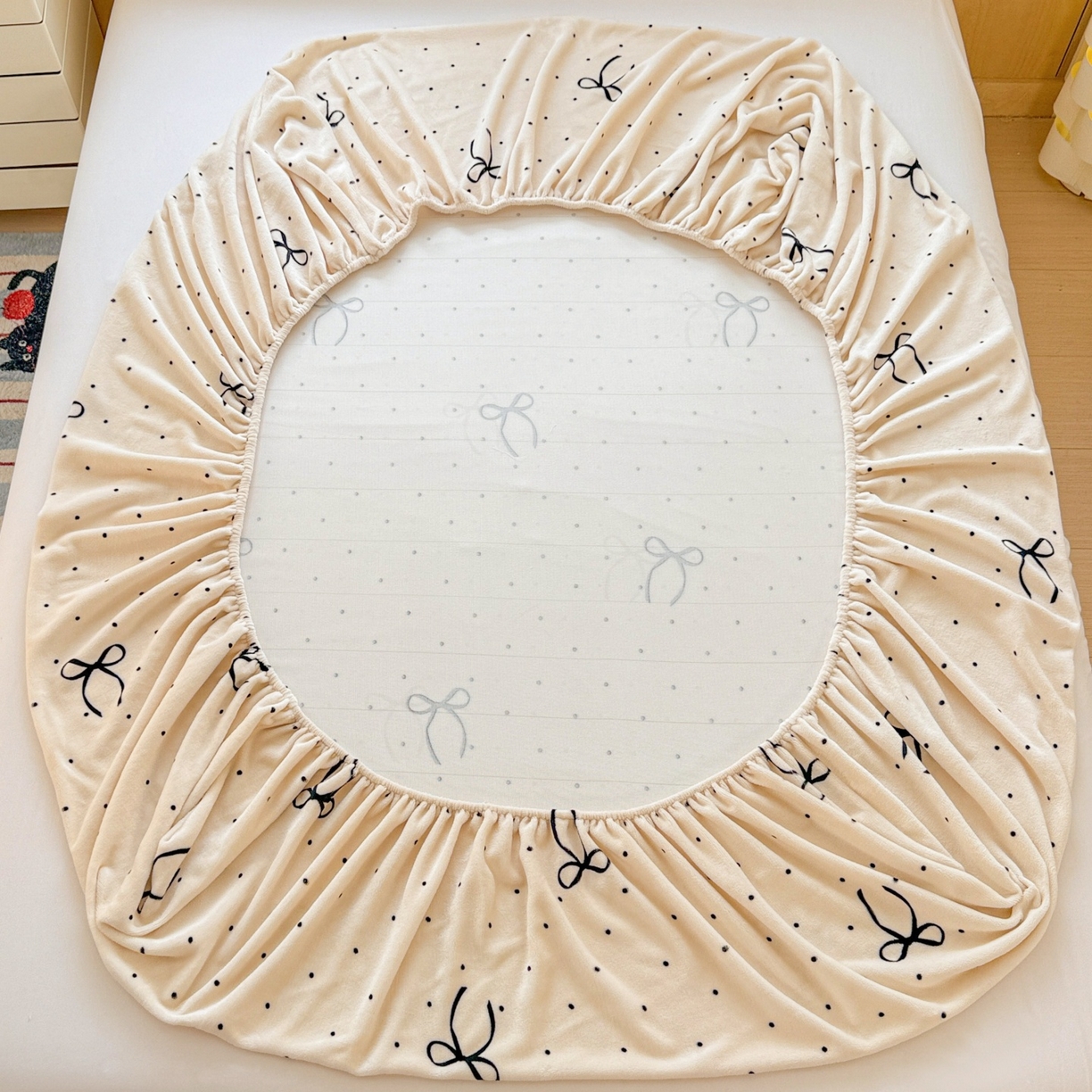 91家纺网 家纺一手货源 找家纺 名兮家居 2025新款高克重印花牛奶绒单床笠床笠单件 小确幸