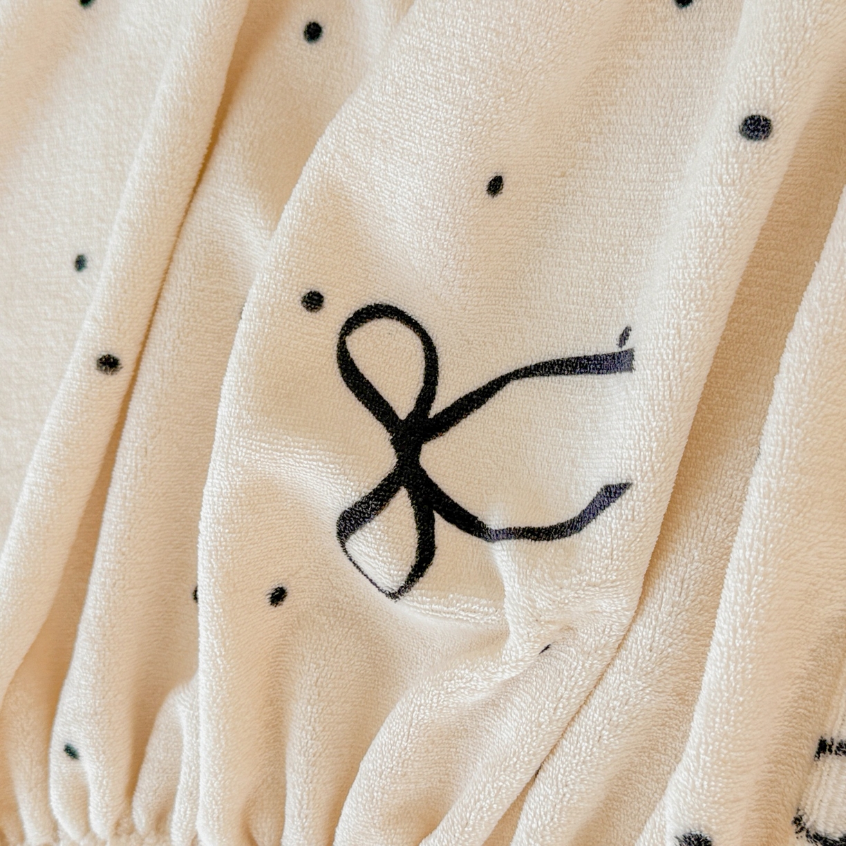 91家纺网 家纺一手货源 找家纺 名兮家居 2025新款高克重印花牛奶绒单床笠床笠单件 小确幸