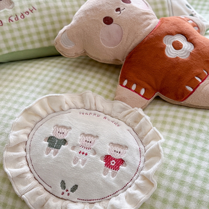 91家纺网 家纺一手货源 找家纺 慕晨 2025新款高克重牛奶绒卡通绣花可爱加厚牛奶绒四件套小清新小红书风直播-本本熊 本本熊-绿